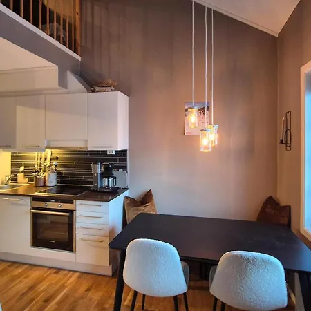 2 Bedroom Cozy In Apartamento Røldal