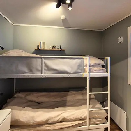Apartamento 2 Bedroom Cozy In *