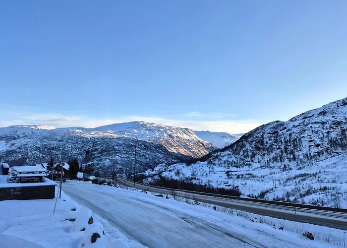 2 Bedroom Cozy In Roldal Lägenhet *