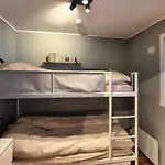 Διαμέρισμα 2 Bedroom Cozy In *